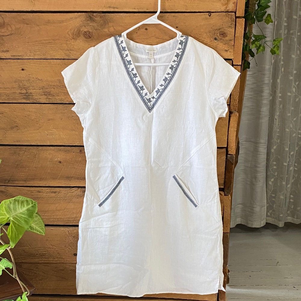 Garnet Hill White Midi Dress with Blue Embroidered V-Neck